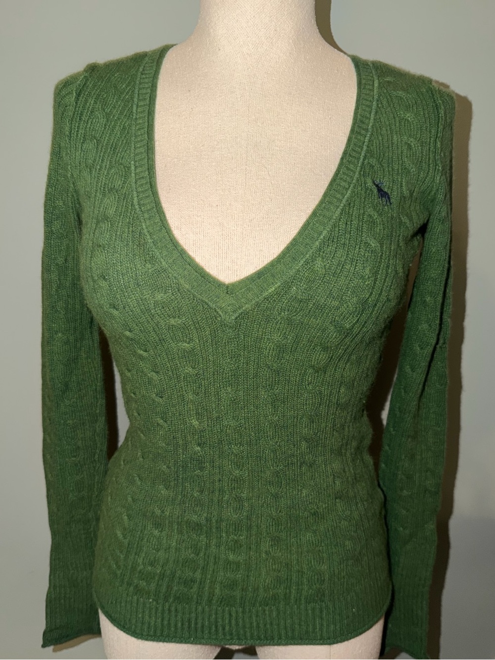 Abercrombie & Fitch Green Cable V-Neck Sweater